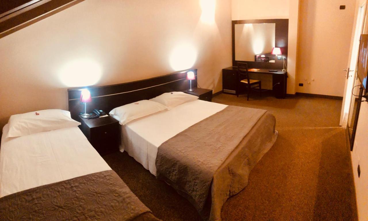 Hotel Malpensa Inn Aereoporto Tornavento  外观 照片