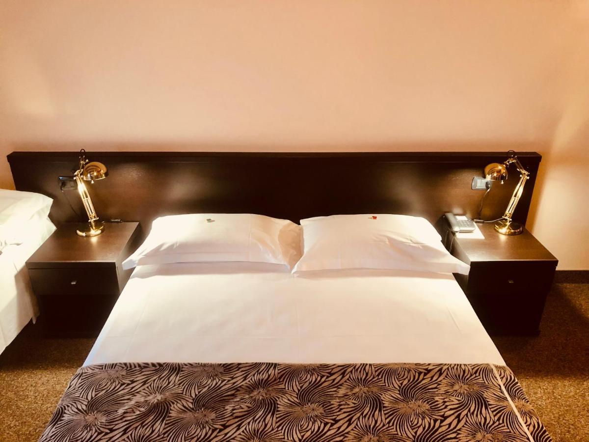 Hotel Malpensa Inn Aereoporto Tornavento  外观 照片