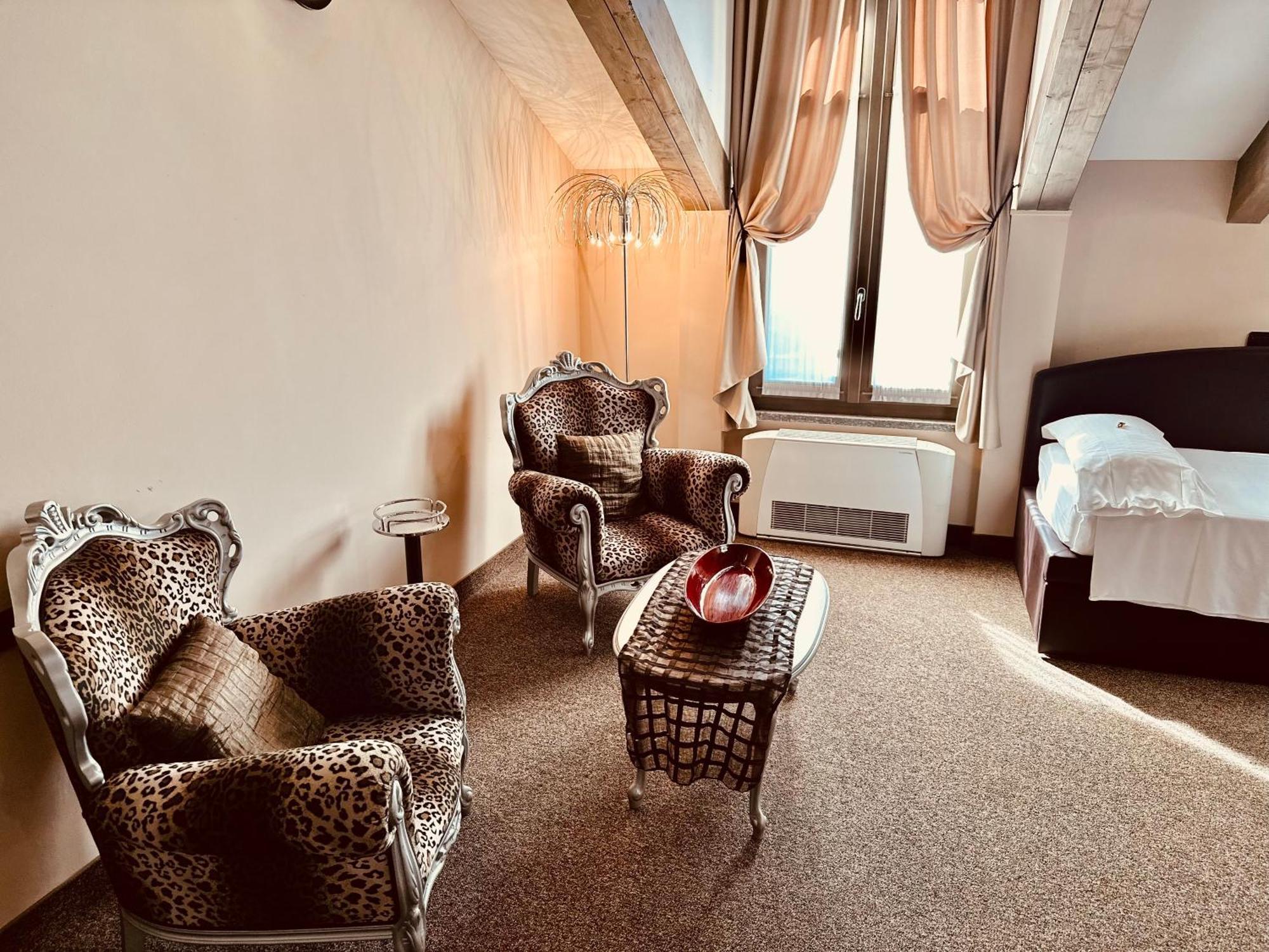 Hotel Malpensa Inn Aereoporto Tornavento  外观 照片