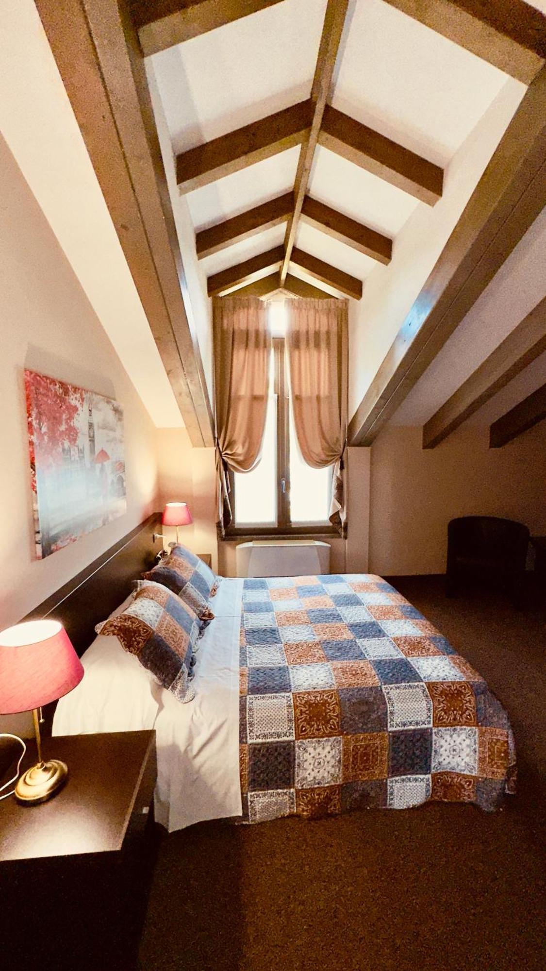 Hotel Malpensa Inn Aereoporto Tornavento  外观 照片